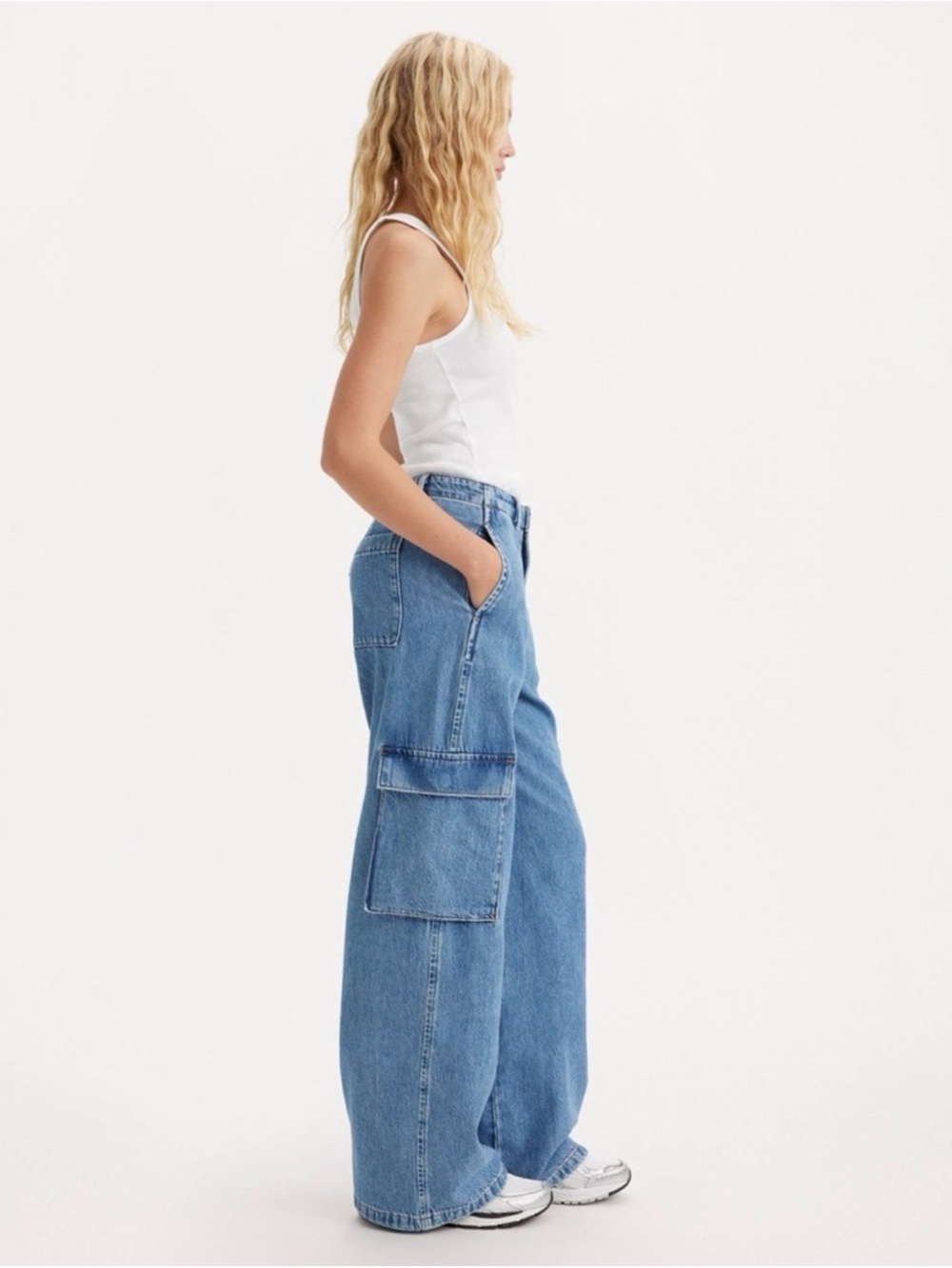 Levi’s ‘94 Baggy Cargo Jeans Wide Leg Denim Drawstring Hem Womens 28x30